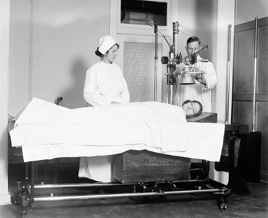 X-ray Machine In Use Photograph by Library Of Congress - Fine Art America