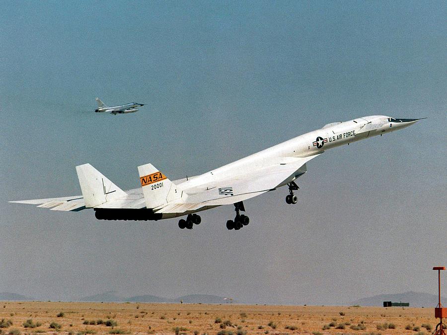 Xb-70 Valkyrie Supersonic Test Bomber Photograph by Nasa