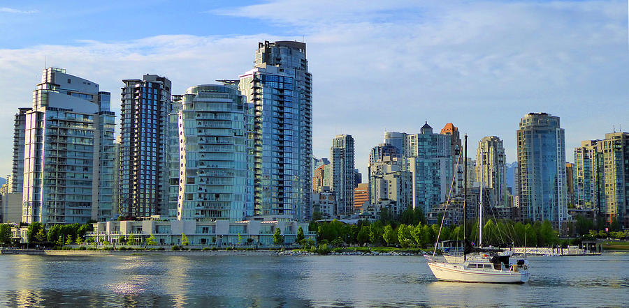 Sunset Photograph - Yaletown Waterfront by Laurie Tsemak