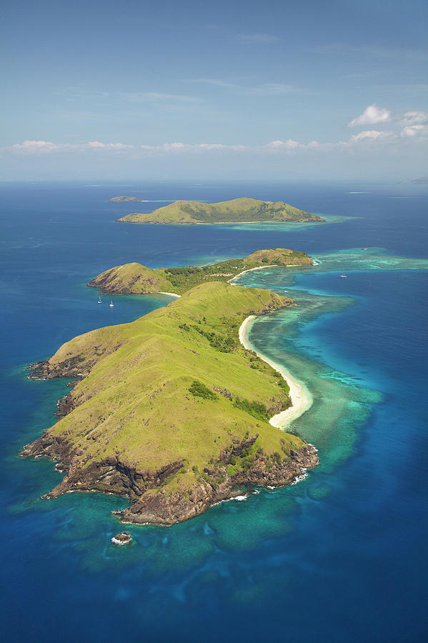 Yanuya Island, (and Tavua Island Photograph by David Wall - Fine Art ...