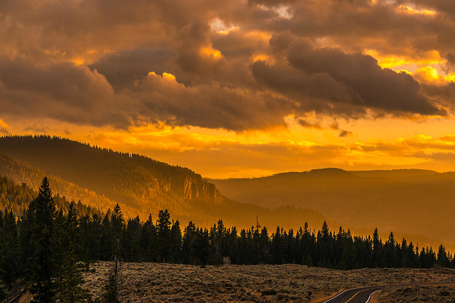 Yellowstone Sunset In Fall Photograph by Yeates Photography