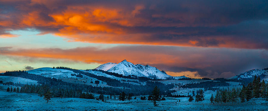 Yellowstone Sunset Photograph by Kevin Dietrich