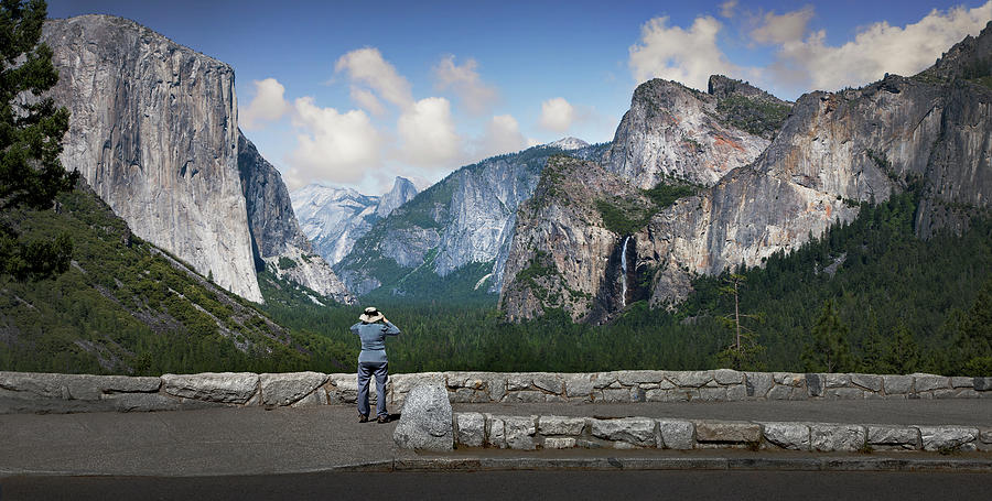 Yosemite Valley From Tunnel View Photograph by Ed Freeman