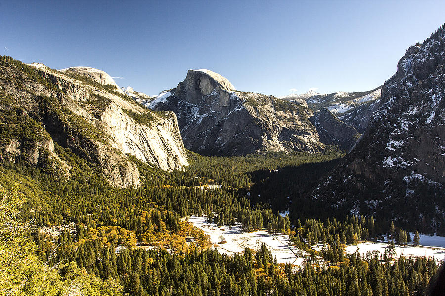 Yosemite National Park Photograph - Yosemite Valley by Philip Tolok