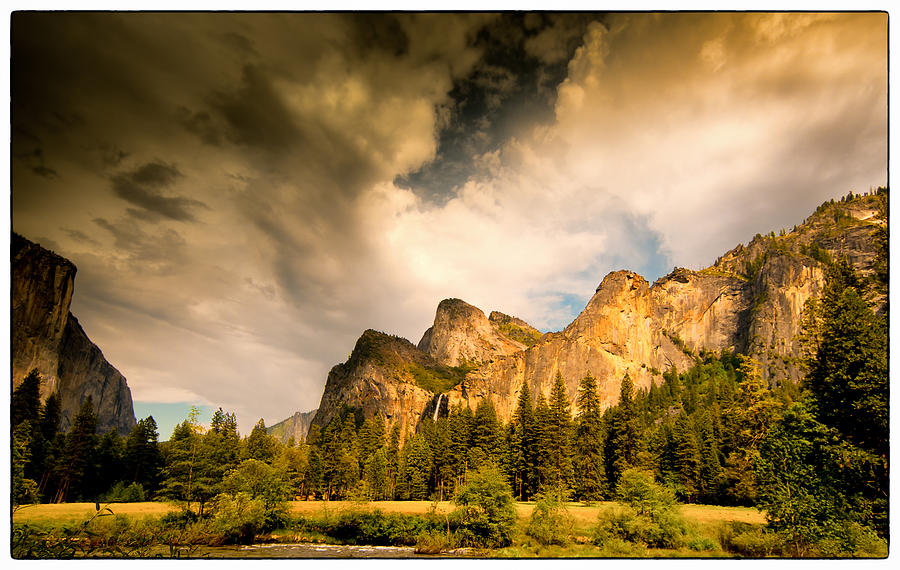 Yosemite Valley Spring 2013 Photograph by Janis Knight