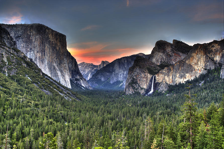 Yosemite Valley View Sunset Photograph by Shawn Everhart