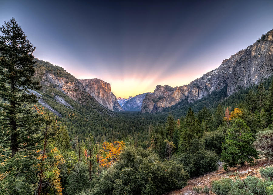 Sunset Photograph - Yosemite View by Mike Ronnebeck