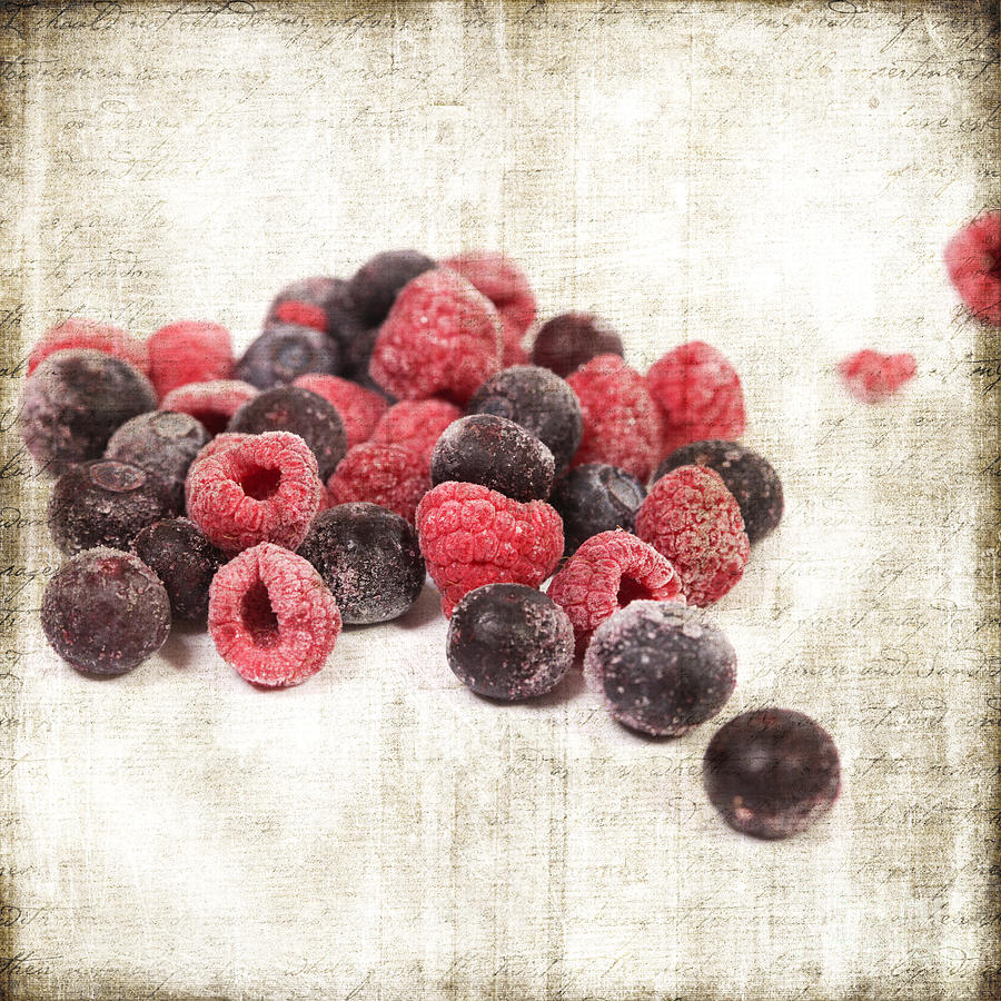 You must eat fruit Digital Art by Patricia Hofmeester