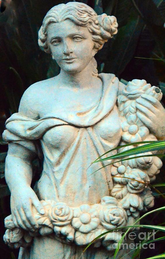 Flower Photograph - Young Maiden Statue by Kathleen Struckle