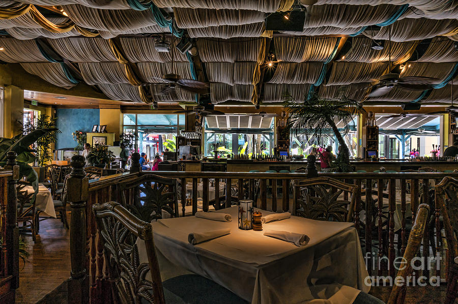 Table at Yabba Island Grill in Naples Florida Photograph by William Kuta