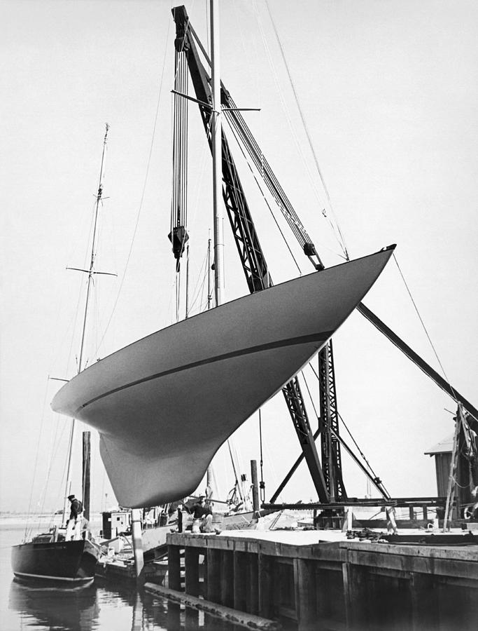 Yucca Launching Photograph by Underwood Archives