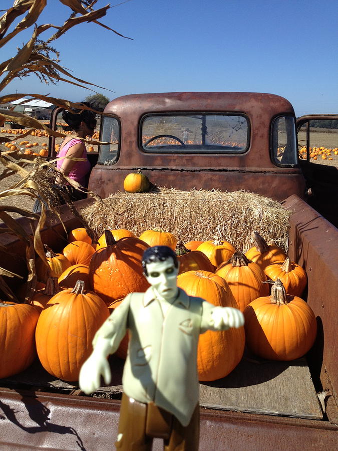 zombie highway 2 10000 pumpkins