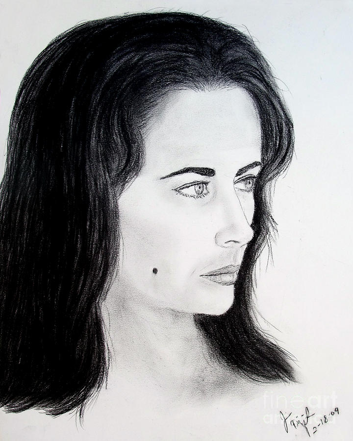 Liz Taylor Portrait Drawing by Jim Fitzpatrick