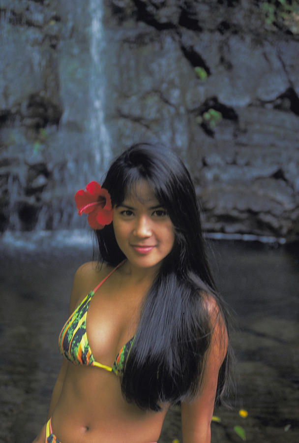 Mia Lelani - Hawaiian Poontang From Asia