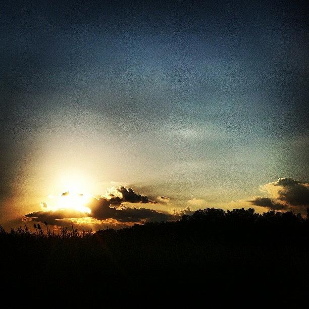 Sun Photograph - A Blue Evening.

#sun #sky #field #1 by Zac Gorowski