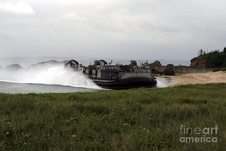 Boat Photograph - A Landing Craft Air Cushion Comes #1 by Stocktrek Images