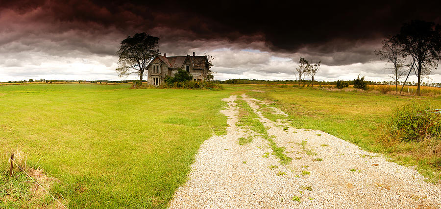Landscape Photograph - Abandoned Farmhouse #1 by Cale Best