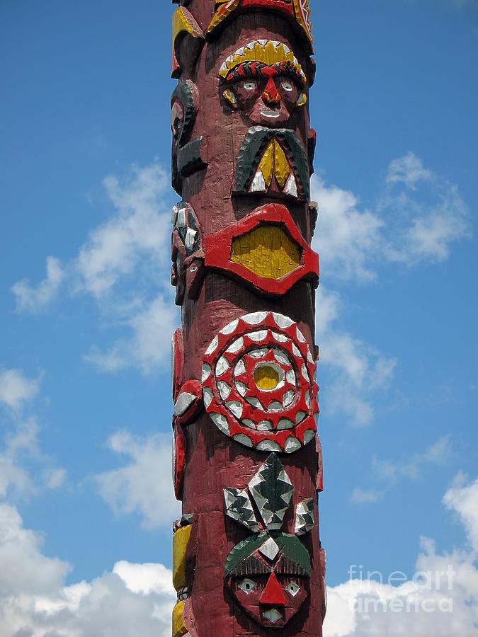 Unlocking The Secrets Of Aboriginal Art Totems: A Journey Through ...