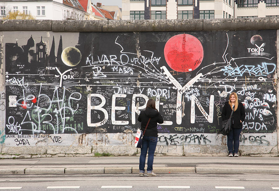 Berlin Wall #1 Photograph by David Harding