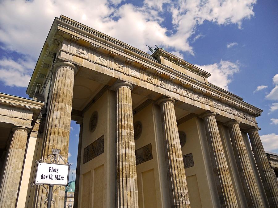 Brandenburg Gate - Berlin Photograph by Juergen Weiss