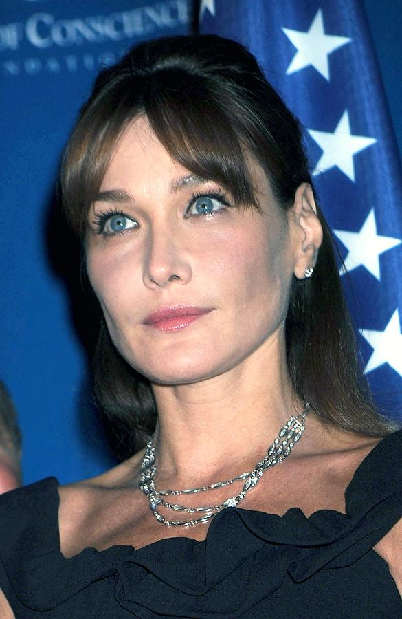 Carla Bruni Sarkozy In Attendance #1 Photograph by Everett - Fine Art ...