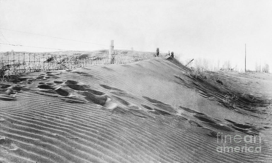 Dust Bowl, 1930s #1 Photograph by Omikron