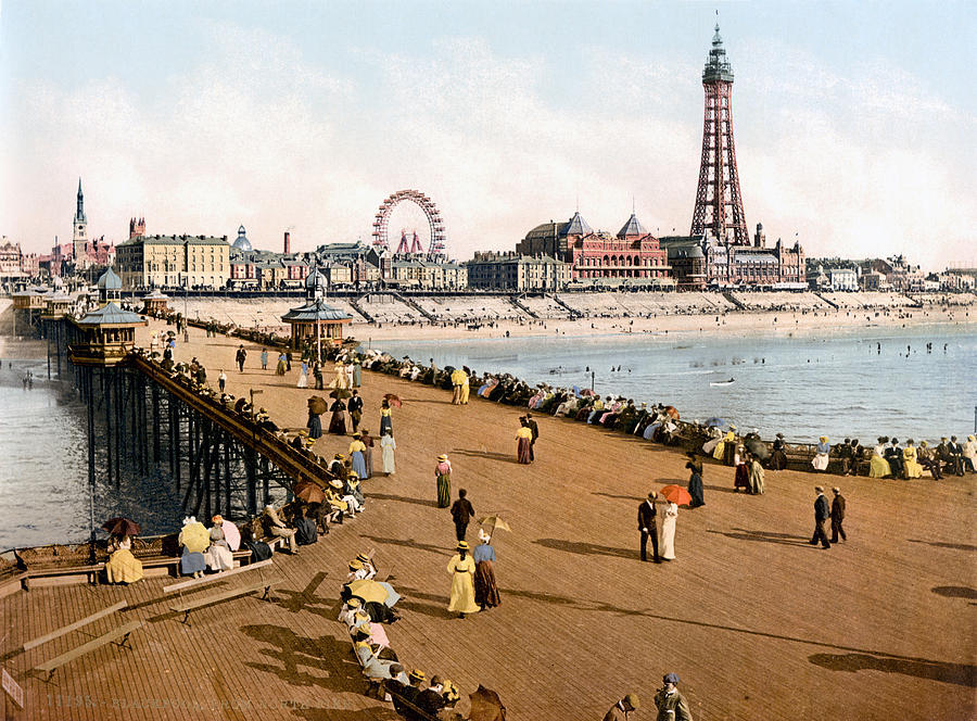 ENGLAND: BLACKPOOL, c1900 #1 Photograph by Granger