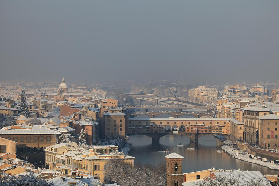 Firenze under the snow #1 Photograph by Francesco Scali