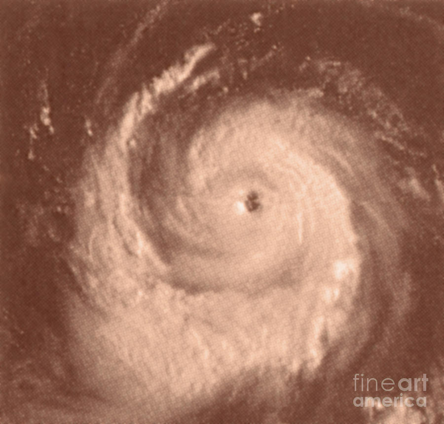 Science Photograph - Hurricane Sequence, 3 Of 3 #1 by Science Source