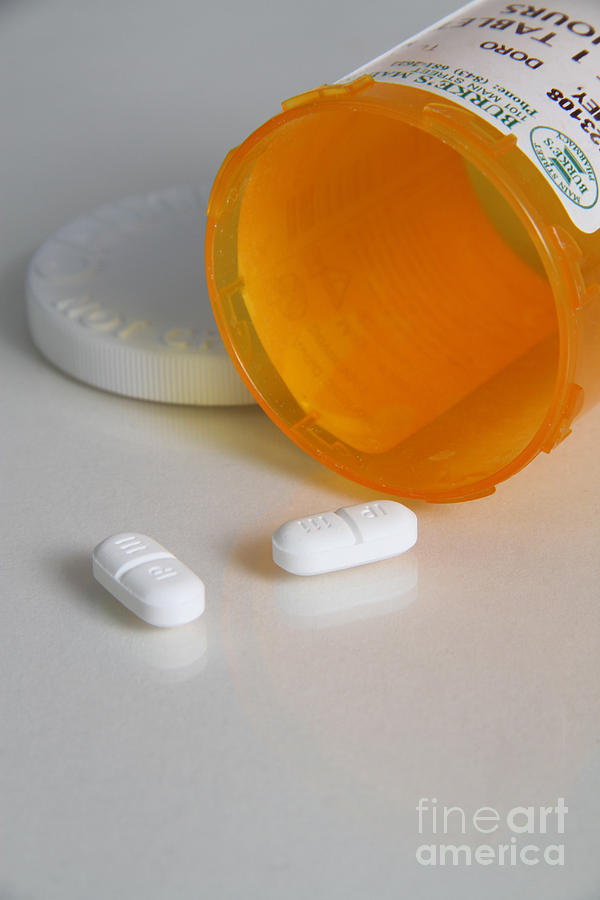 Hydrocodone #1 Photograph by Photo Researchers, Inc.