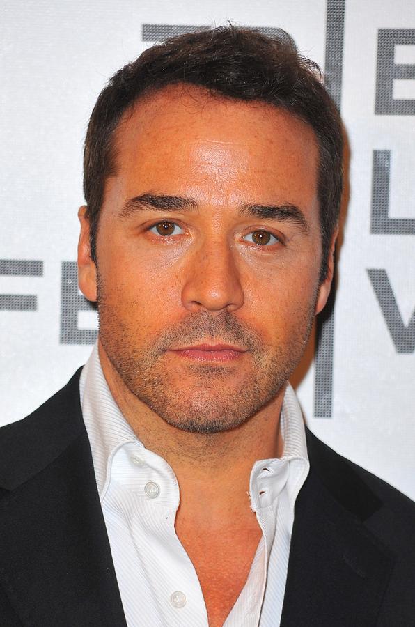 Portrait Photograph - Jeremy Piven At Arrivals For Angels #1 by Everett