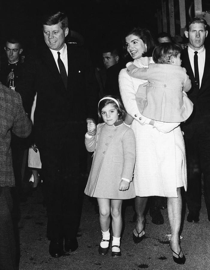 John F. Kennedy, Caroline Kennedy Photograph by Everett - Fine Art America