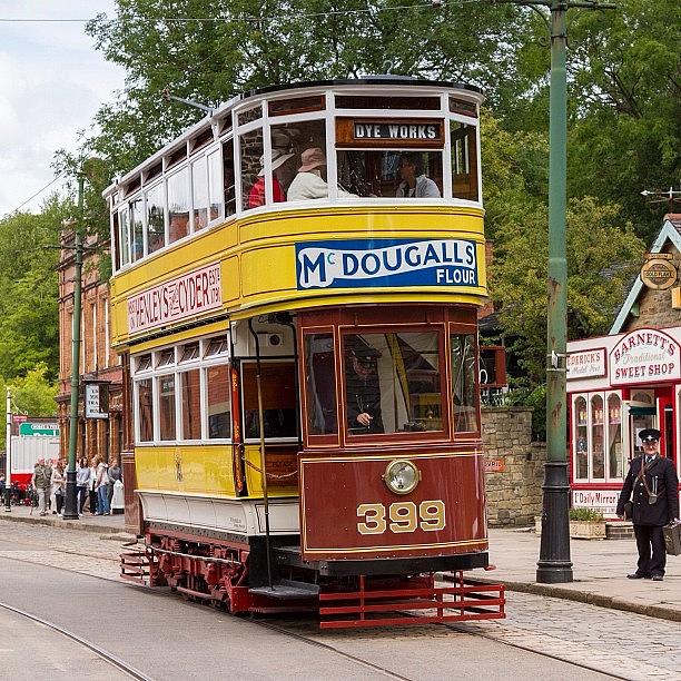 Trolley Photograph - Leeds Tram No 399 At Crich Tramway #1 by Dave Lee