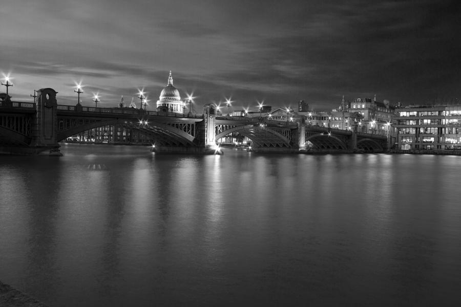 London  Skyline Southwark Bridge Photograph