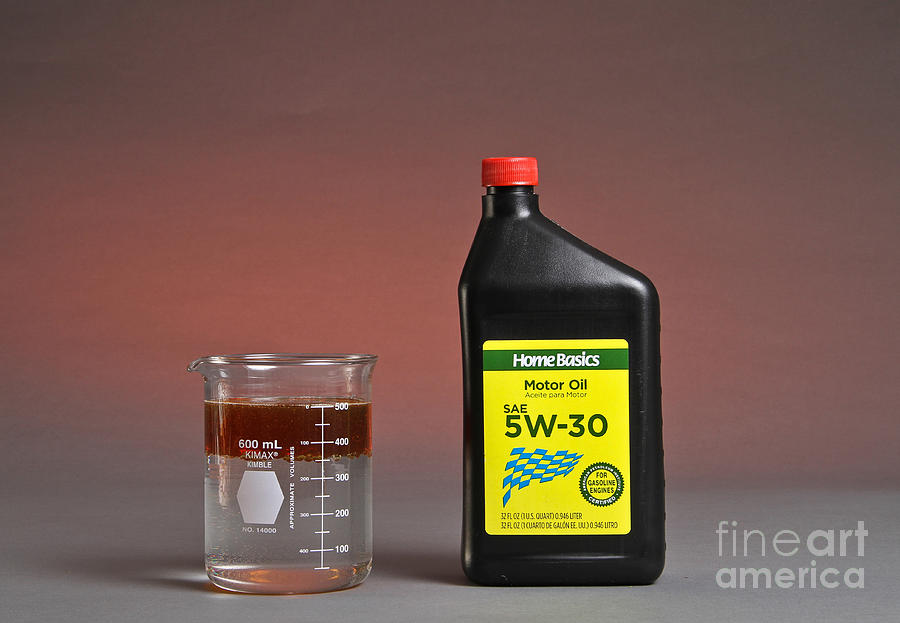 Motor Oil Dissolution Test #1 Photograph by Photo Researchers, Inc.