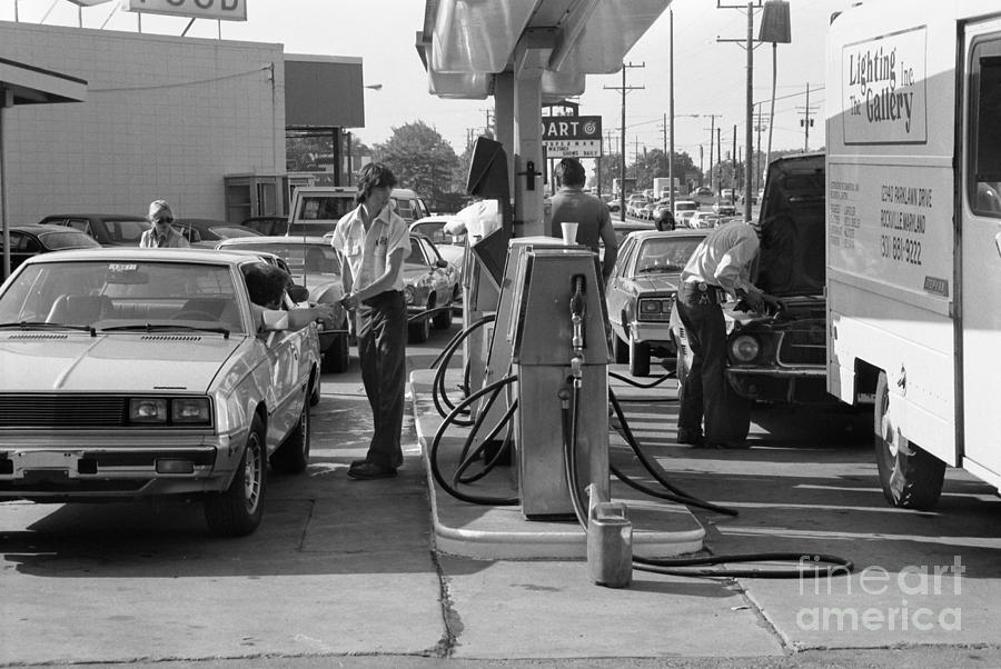 Oil Crisis, 1979 #1 Photograph by Granger