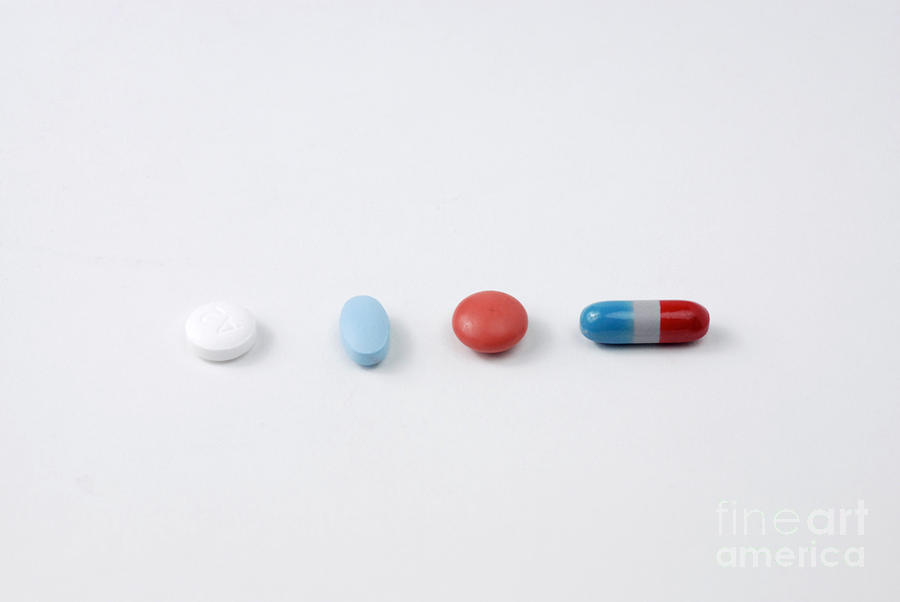 Painkillers #1 Photograph by Photo Researchers, Inc.