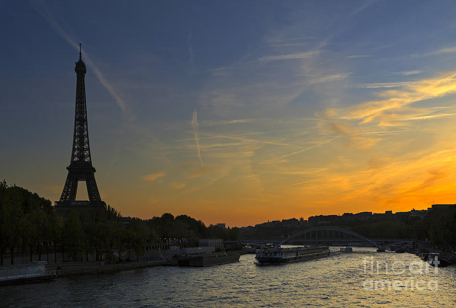 Parisian sunset. Photograph by Louise Heusinkveld