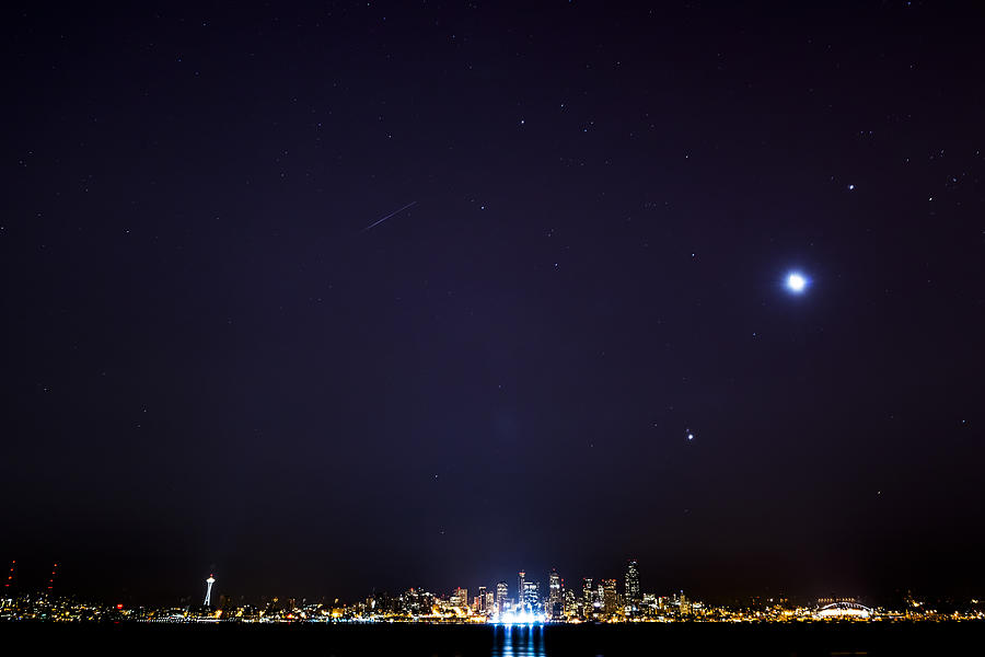 Perseid Meteor in Seattle #1 Photograph by Yoshiki Nakamura