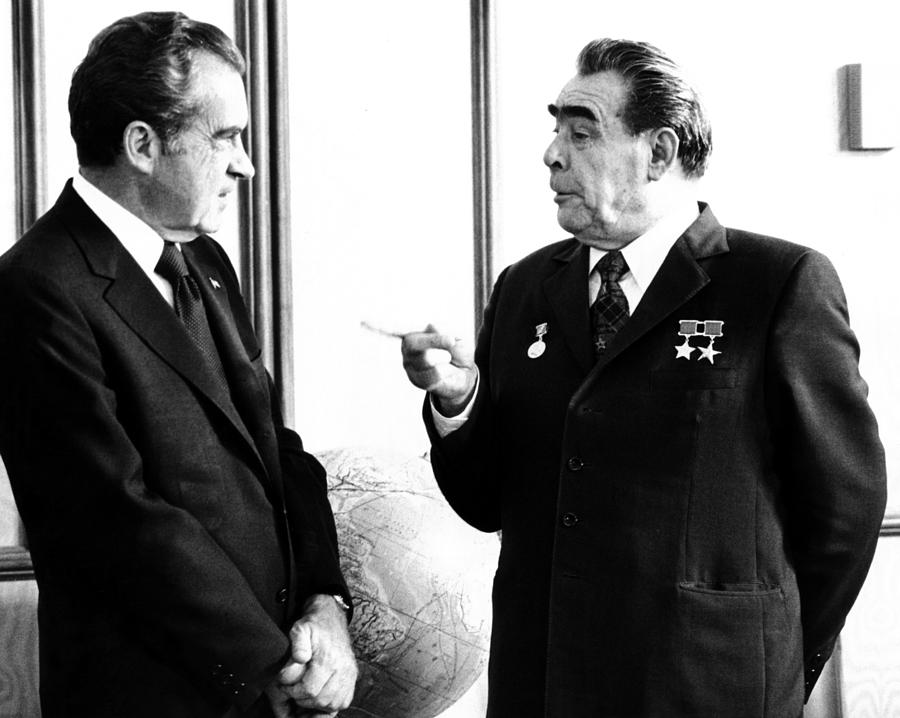 Politician Photograph - President Richard Nixon And Soviet #1 by Everett