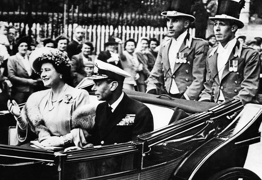 Queen Elizabeth King George Vi Photograph By Everett Fine Art America 9121