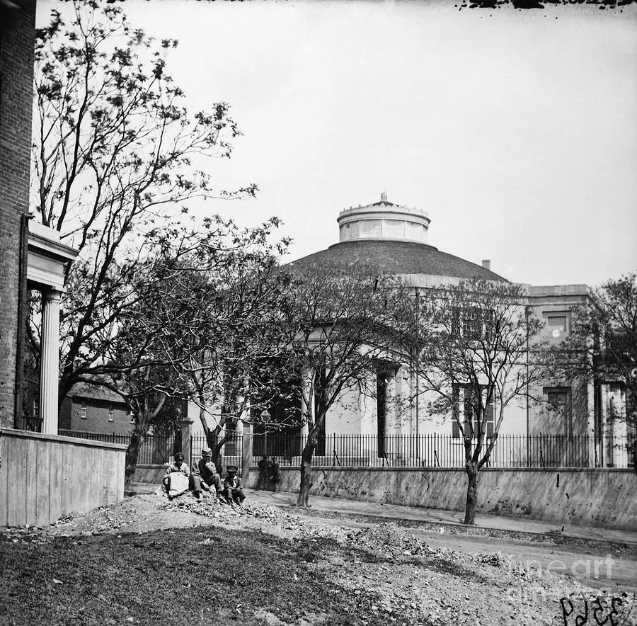 Richmond Photograph - Richmond: Church, 1865 #1 by Granger