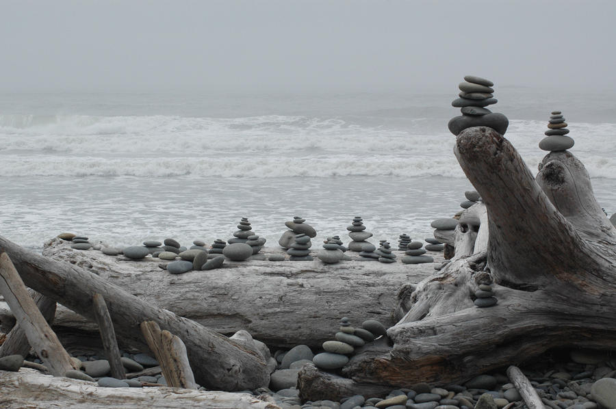 Rocks on Ruby Beach #1 Photograph by Wanda Jesfield
