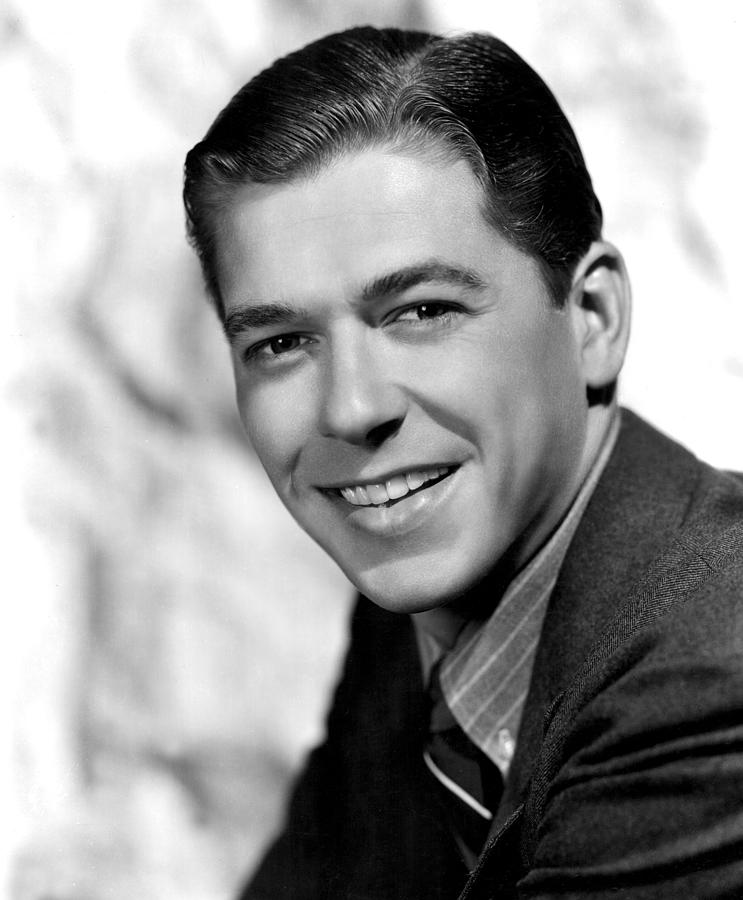 Ronald Reagan 1941 Photograph By Everett Pixels 