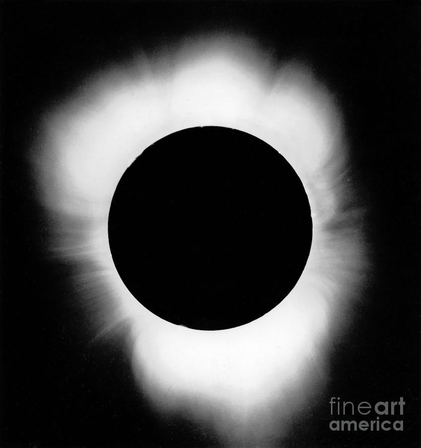 Solar Eclipse Photograph By Science Source