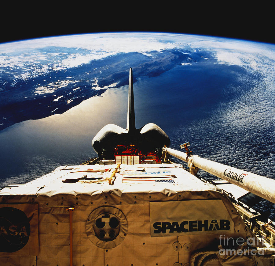 Space Shuttle Endeavour #1 Photograph by Science Source