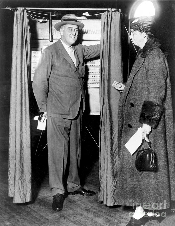 The Roosevelts Voting Photograph By Granger | Fine Art America