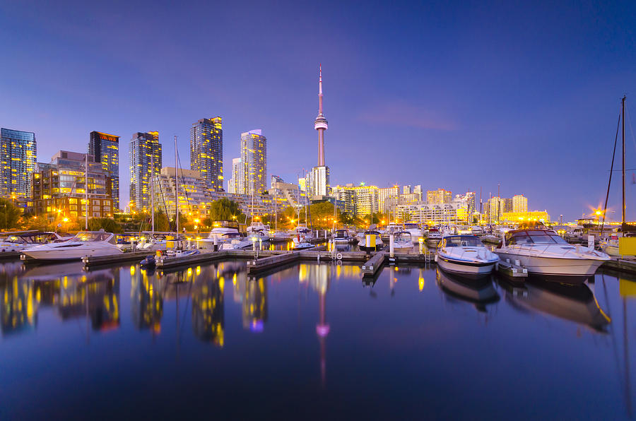 Toronto, Marina Quay West, Skyline With Cn Tower Photograph by Alan Copson