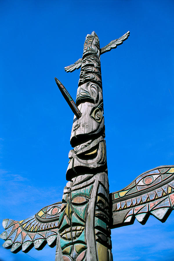 Pattern Photograph - Totem Pole #1 by Greg Vaughn - Printscapes