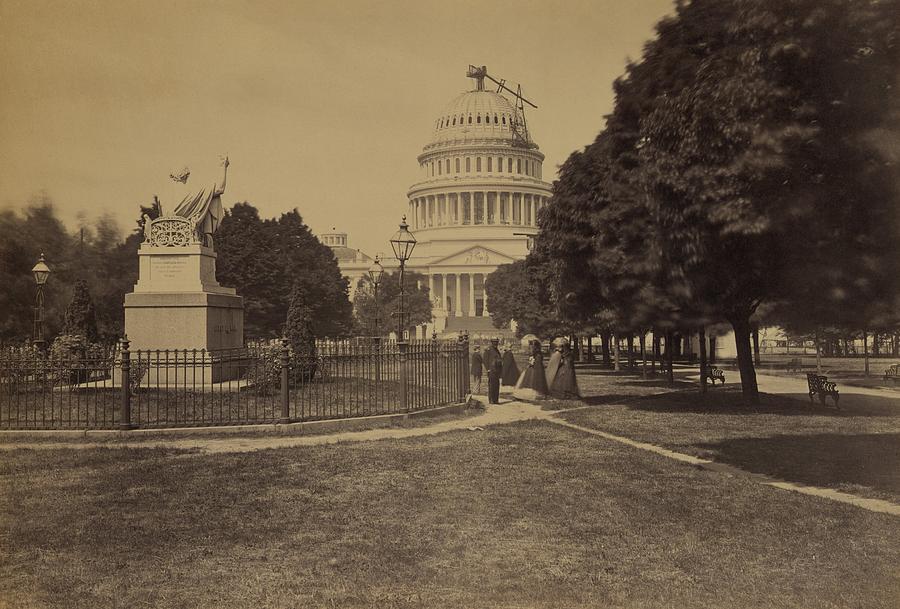 United States Capitol Building In 1863 #1 Photograph by Everett